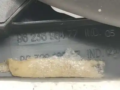 Автозапчасти б/у левая передняя внутренняя ручка за peugeot 206 fastback (2a/c) 1.4 i ссылки oem iam 9143a4  9623698477