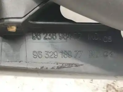 Автозапчасти б/у левая задняя внутренняя ручка за peugeot 206 fastback (2a/c) 1.4 i ссылки oem iam 9143a4  9623698477