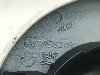 Автозапчасти б/у наружная крышка топлива за peugeot 206 fastback (2a/c) 1.4 i ссылки oem iam 9628582180  9628582180