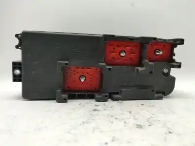 Second-hand car spare part fuse box unit for opel vectra c gts (z02) 1.9 cdti (f68) oem iam references 93190853  13205802