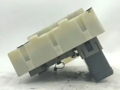 Pezzo di ricambio per auto di seconda mano scatola relè/fusibili per ford focus i (daw, dbw) 1.8 turbo di / tddi riferimenti oem iam 1126245  98ag14a073ag