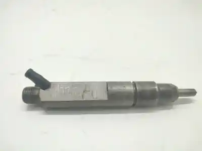 Second-hand car spare part injector for skoda octavia i (1u2) 1.9 tdi oem iam references 028130202p  038130202a