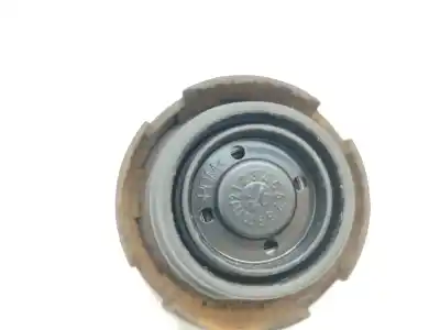 Автозапчасти б/у крышка бензобака за skoda octavia i (1u2) 1.9 tdi ссылки oem iam 1j0201550as9b9  1j0201553c