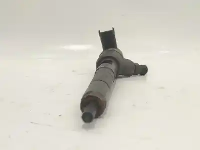 Second-hand car spare part injector for opel combo tour 1.7 cdti 16v oem iam references 93183910  0445110083