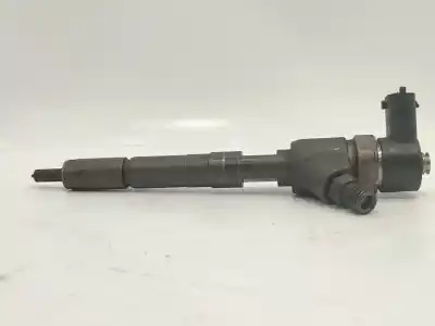 Second-hand car spare part injector for opel combo tour 1.7 cdti 16v oem iam references 93183910  0445110083