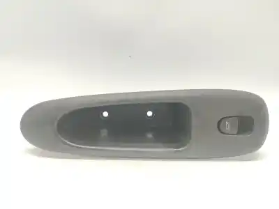 Peça sobressalente para automóvel em segunda mão botão / interruptor elevador vidro traseiro esquerdo por alfa romeo 156 (932_) 1.9 jtd (932.a2b00, 932.a2c00) referências oem iam 156034426