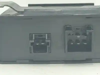 Second-hand car spare part electronic module for rover 200 ii fastback (rf) 220 d/sd oem iam references ywc103780  ywc103780