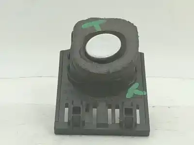 Pièce détachée automobile d'occasion poignée extérieure de coffre / hayon pour peugeot 407 (6d_) 2.0 hdi 135 (6drhrh, 6drhre, 6drhrg, 6drhrj) références oem iam 872565