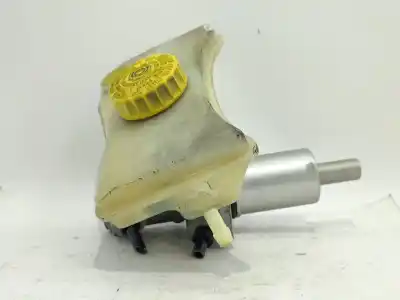 Tweedehands auto-onderdeel REMPOMP voor VOLKSWAGEN PASSAT B5.5 (3B3) 1.9 TDI OEM IAM-referenties 4D0611021B  