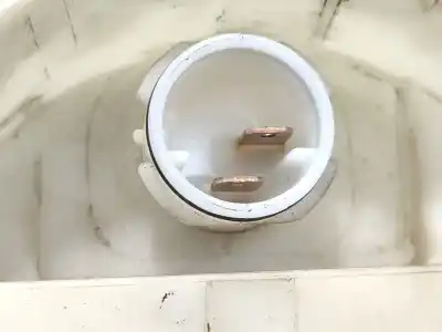 Pezzo di ricambio per auto di seconda mano sensore di livello del carburante per audi a4 b5 (8d2) 1.9 tdi riferimenti oem iam 8d0919673  8d0919673