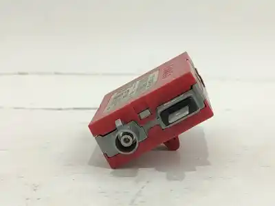 Peça sobressalente para automóvel em segunda mão antena por volvo v40 fastback (525) d2 referências oem iam 30761698  30761698