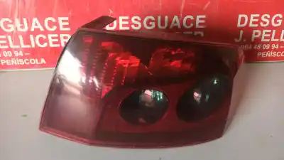 Pièce détachée automobile d'occasion FEU ARRIÈRE DROIT pour PEUGEOT 407 ST Confort Références OEM IAM   