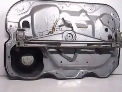 Peça sobressalente para automóvel em segunda mão Elevador De Vidros Dianteira Esquerda por FORD FOCUS BERLINA (CAP) Motor 1.6 Ltr. - 80 kW TDCi CAT Referências OEM IAM 4M51A045H17  