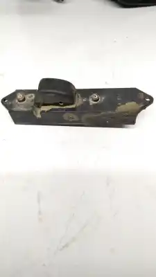 Recambio de automóvil de segunda mano de MANDO ELEVALUNAS TRASERO DERECHO para MITSUBISHI MONTERO (V20/V40)  referencias OEM IAM MR252818  