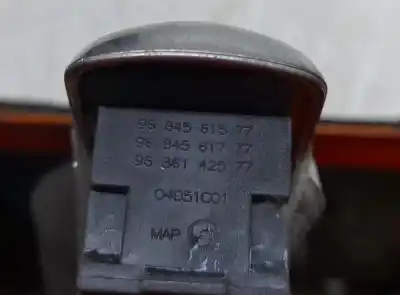 Peça sobressalente para automóvel em segunda mão puxador exterior traseiro direito por citroen c3 business referências oem iam 9684561577  