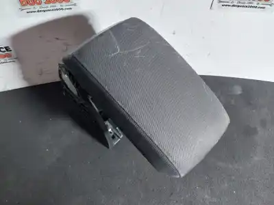 Second-hand car spare part center armrest for skoda octavia berlina (1z3) active oem iam references 