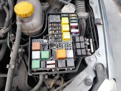 Second-hand car spare part fuse box unit for opel corsa c club oem iam references   