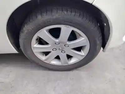 Pièce détachée automobile d'occasion jante pour peugeot 207 sw confort références oem iam   