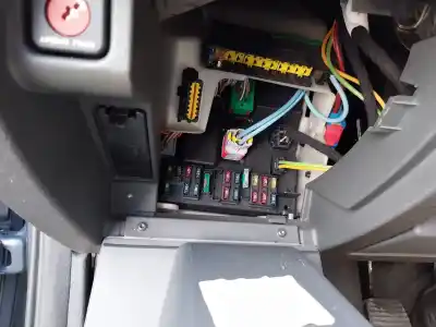 Pièce détachée automobile d'occasion boîtes à fusibles pour citroen c5 berlina 2.0 hdi cat (rhz / dw10ated) références oem iam   