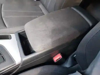 Автозапчастина б/у центральний подлокник для audi a4 berlina (8wc) 35 tfsi advanced посилання на oem iam 