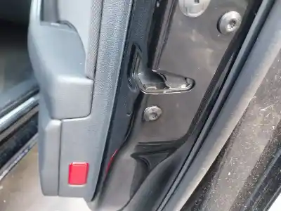 Автозапчастина б/у замок багажника / ворот для audi a4 berlina (8wc) 35 tfsi advanced посилання на oem iam 