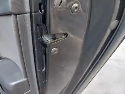 Автозапчастина б/у замок заднього правого дверя для audi a4 berlina (8wc) 35 tfsi advanced посилання на oem iam 