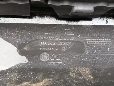 İkinci el araba yedek parçası ÖN TAMPON için RENAULT MEGANE II BERLINA 3P  OEM IAM referansları MG0220X  