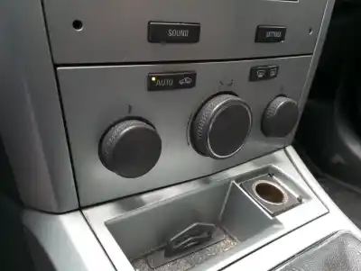 Автозапчасти б/у климат-контроль за opel astra gtc innovation 125 cv / 92 kw ссылки oem iam 