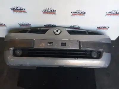 Tweedehands auto-onderdeel VOORBUMPER voor RENAULT MEGANE II BERLINA 3P  OEM IAM-referenties   