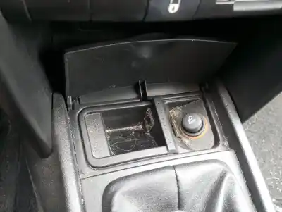 Piesă de schimb auto la mâna a doua scrusiera pentru peugeot 207 1.4 16v cat (kfu / et3j4) referințe oem iam   
