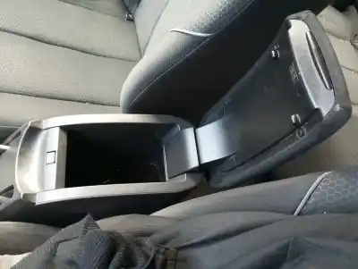Pièce détachée automobile d'occasion ACCOUDOIR CENTRAL pour RENAULT MEGANE II BERLINA 5P  Références OEM IAM   