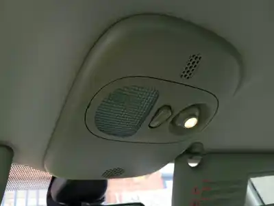 Автозапчасти б/у внутренний свет за renault clio ii fase ii (b/cb0) base authentique 75 cv / 55 kw ссылки oem iam 