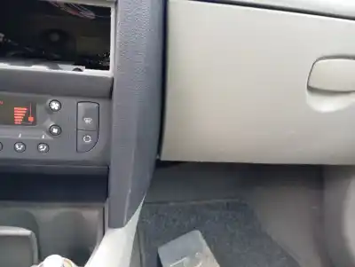 Автозапчасти б/у отопительный двигатель за renault clio ii fase ii (b/cb0) base authentique 75 cv / 55 kw ссылки oem iam 
