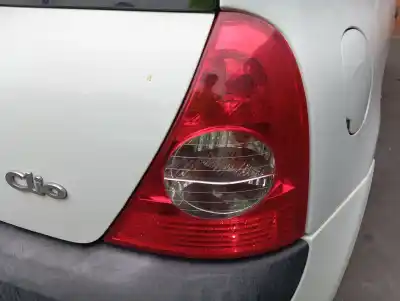 Автозапчасти б/у правый задний фонарь за renault clio ii fase ii (b/cb0) base authentique 75 cv / 55 kw ссылки oem iam 