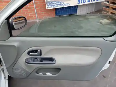 Автозапчасти б/у регулятор стекла переднего правого за renault clio ii fase ii (b/cb0) base authentique 75 cv / 55 kw ссылки oem iam 