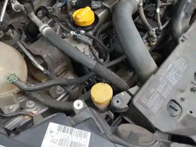 Peça sobressalente para automóvel em segunda mão compressor de ar condicionado a/a a/c por renault captur s-edition 118 cv / 87 kw referências oem iam 