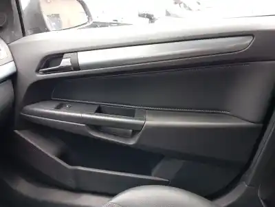 Gebrauchtes Autoersatzteil TÜRVERKLEIDUNG VORNE RECHTS zum OPEL ASTRA H BERLINA  OEM-IAM-Referenzen   