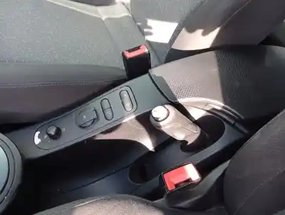 Pezzo di ricambio per auto di seconda mano bracciolo centrale per seat altea (5p1) reference riferimenti oem iam 