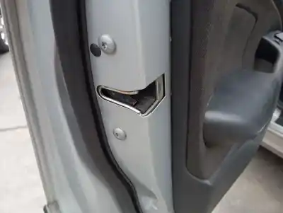 Peça sobressalente para automóvel em segunda mão fechadura da porta dianteira esquerda por bmw serie 3 touring (e46) 320d referências oem iam 
