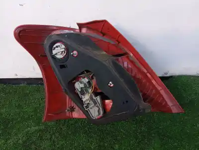 Piesă de schimb auto la mâna a doua Lampã Spate Dreapta pentru TOYOTA YARIS (KSP9/SCP9/NLP9) * Referințe OEM IAM V262/900H  