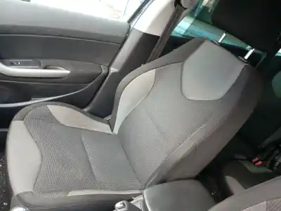 Pièce détachée automobile d'occasion SIÈGE AVANT DROIT pour PEUGEOT 308 SW  Références OEM IAM   