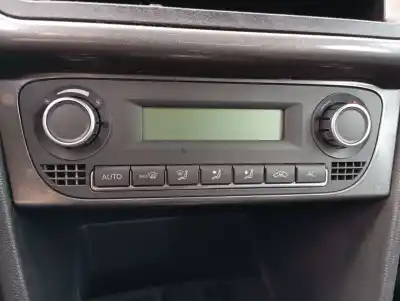 Recambio de automóvil de segunda mano de MANDO CLIMATIZADOR para VOLKSWAGEN POLO (6R1)  referencias OEM IAM   