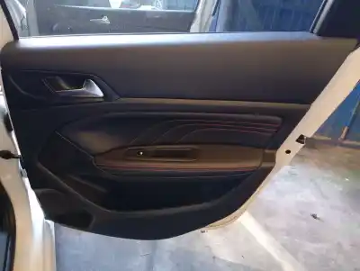 Pezzo di ricambio per auto di seconda mano rivestimento porta posteriore destro per peugeot 308 (p5) active pack 130 cv / 96 kw riferimenti oem iam 