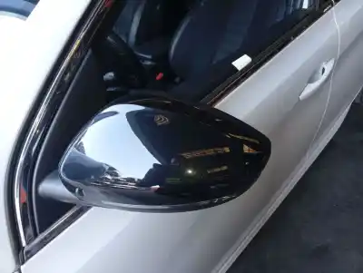 Pezzo di ricambio per auto di seconda mano specchio sinistro per peugeot 308 (p5) active pack 130 cv / 96 kw riferimenti oem iam 