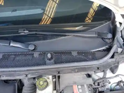 Pezzo di ricambio per auto di seconda mano tiranti e motorino del tergicristallo anteriore per peugeot 308 (p5) active pack 130 cv / 96 kw riferimenti oem iam 