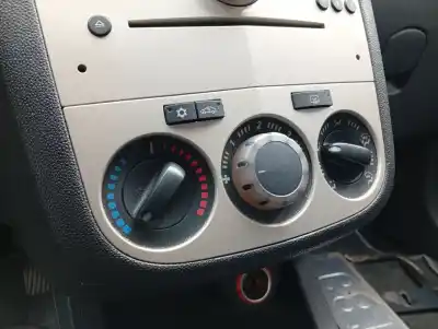 Автозапчастина б/у контроль опалення / кондиціонації для OPEL CORSA D ´´111 Years´´ Посилання на OEM IAM   