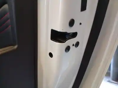 Pezzo di ricambio per auto di seconda mano serratura porta posteriore destra per peugeot 308 (p5) active pack 130 cv / 96 kw riferimenti oem iam 