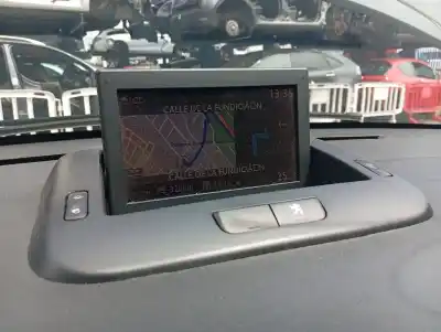Peça sobressalente para automóvel em segunda mão módulo / sistema de navegação gps por peugeot 5008 premium referências oem iam   