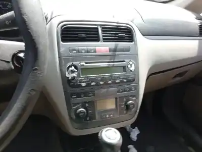 Автозапчастина б/у АУДІО СИСТЕМА / РАДІО CD для FIAT PUNTO (EVO) (199)  Посилання на OEM IAM   