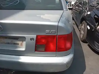 Автозапчастина б/у внутрішній правий завод для audi a6 c4 (4a2) 2.6 посилання на oem iam 
